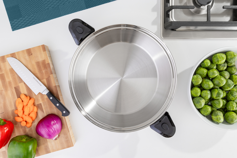 9 Qt./8.5L Braiser Pan with Cover